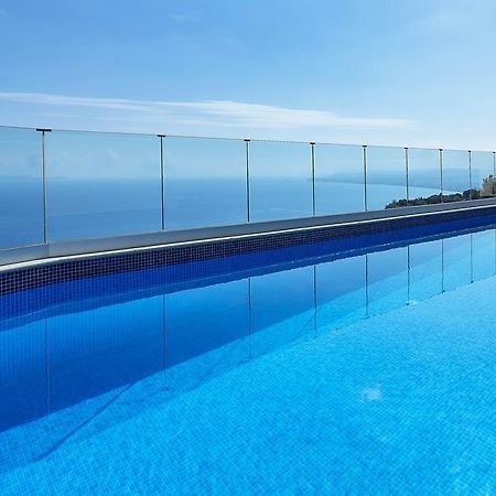 Villa Omikron Rodhiá エクステリア 写真