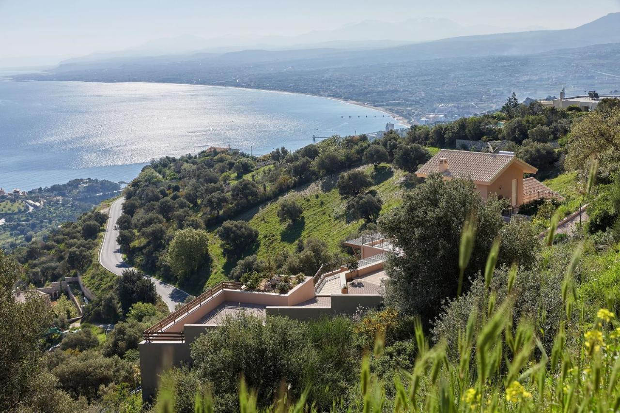 Villa Omikron Rodhiá エクステリア 写真